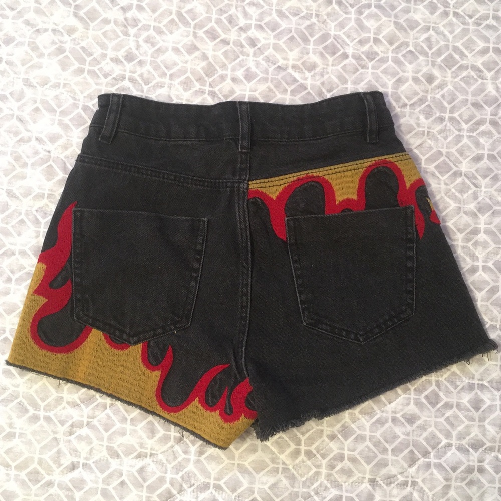 ASOS shorts - Picture 2 of 4
